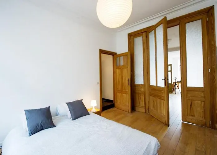 Grand Appartement D\'Artiste Cosy Et Proche De Tout